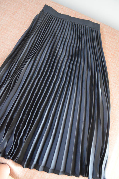 Black Pleated Midi Skirt