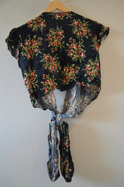 Floral Front-Tie Crop Top